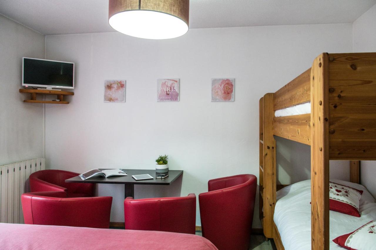 L Auberge Du Basilico Aime Luaran gambar